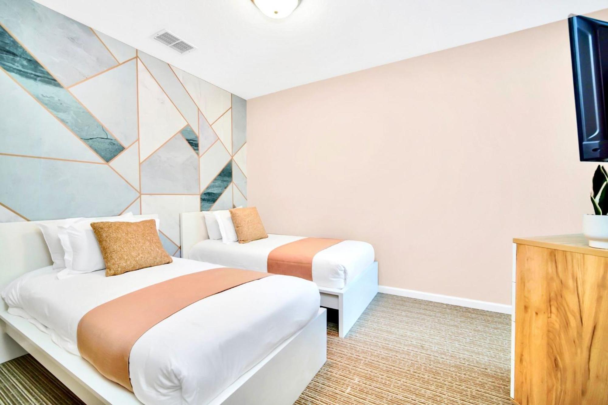 3Br Condo With Hot Tub And Pool - Near Disney ออร์ลันโด ภายนอก รูปภาพ